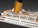 Revell Gavesett 1/400 100 Years Titanic Edition thumbnail