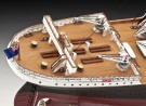 Revell Gavesett 1/400 100 Years Titanic Edition thumbnail