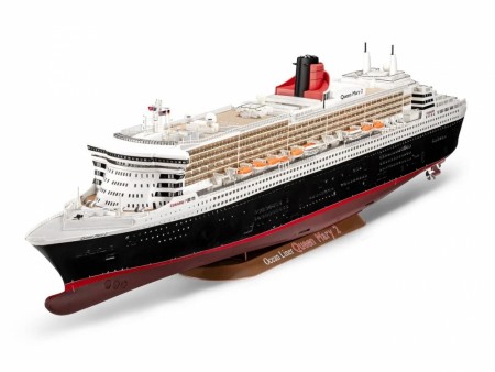 Revell 1/400 Queen Mary 2 Ocean Liner