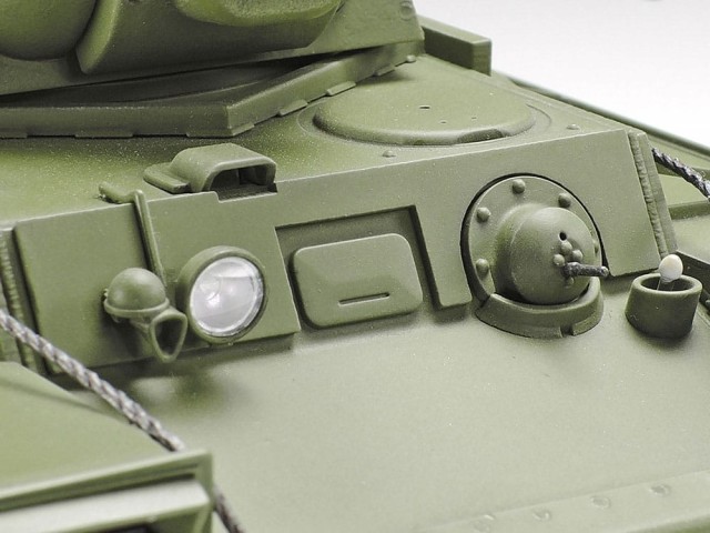 Tamiya 1/35 Russian KV-1 Model 1941 Early Production