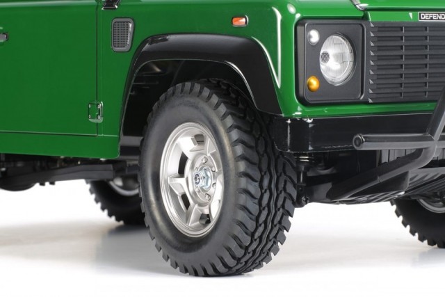 Tamiya 1/10 Land Rover Defender 90 (CC-01)
