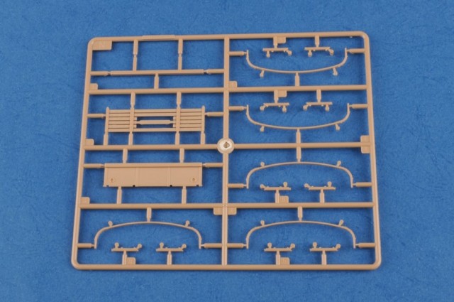 HobbyBoss 1/35 US GMC CCKW-352 Steel Cargo Truck