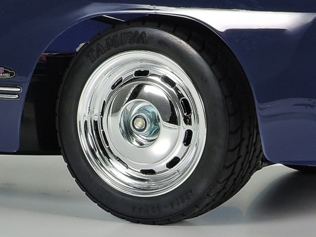 Tamiya 1/10 Volkswagen Karmann Ghia (M-06)