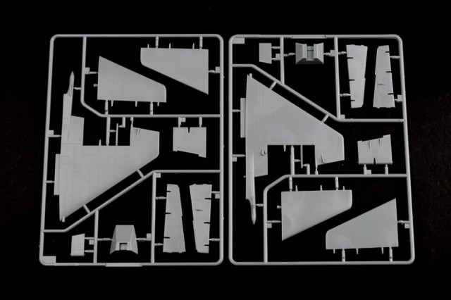 Trumpeter 1/32 Su-25UB Frogfoot B