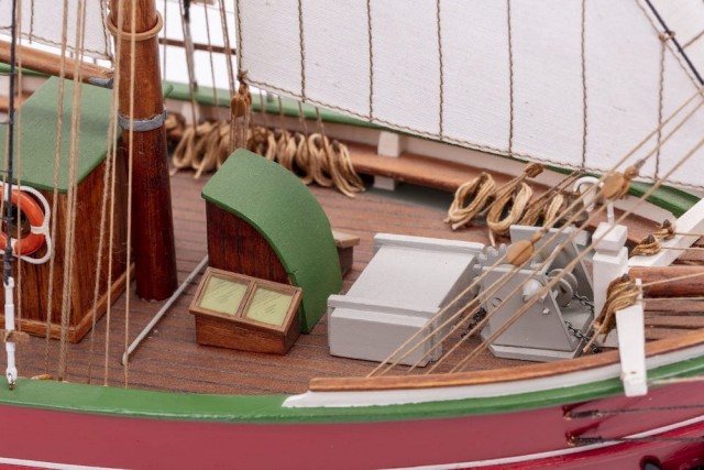 Billing Boats trebyggesett 1/50 Lilla Dan