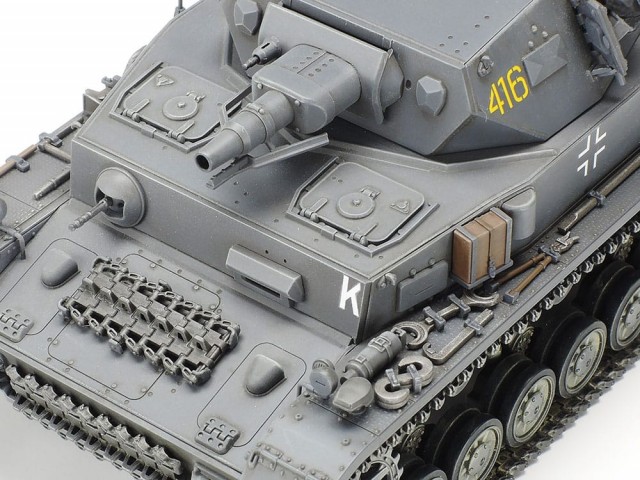 Tamiya 1/35 German Tank Panzerkampfwagen IV Ausf.F