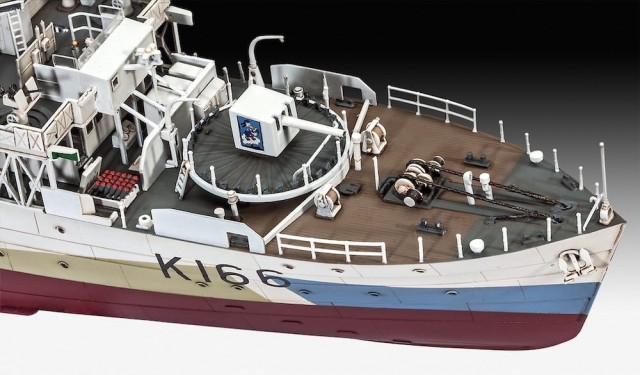 Revell 1/144 Flower Class Corvette HMCS Snowberry
