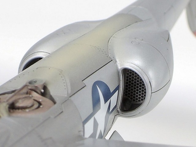 Tamiya 1/48 Lockheed P-38J Lightning