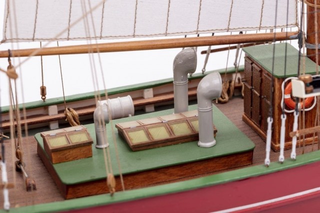 Billing Boats trebyggesett 1/50 Lilla Dan