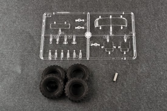 Trumpeter 1/35 Russian 9P138 Grad-1 on Zil-131