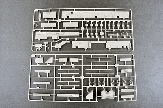 Trumpeter 1/350 USS Intrepid CV-11