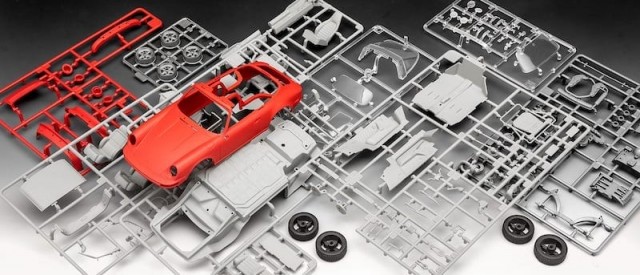 Revell Startsett 1/24 Porsche 911 Carrera 3.2 Targa (G-Model)