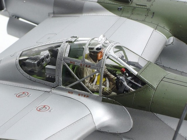 Tamiya 1/48 Lockheed P-38J Lightning