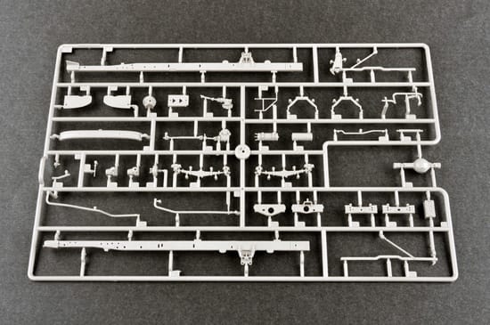 Trumpeter 1/35 Russian 9P138 Grad-1 on Zil-131