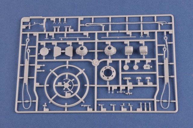 HobbyBoss 1/35 Pz.Kpfw.VI Sd.Kfz.182 Tiger II (Porsche Early production vehicle Fgst.Nr.280009)