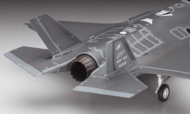 Hasegawa 1/72 F-35A Lightning II