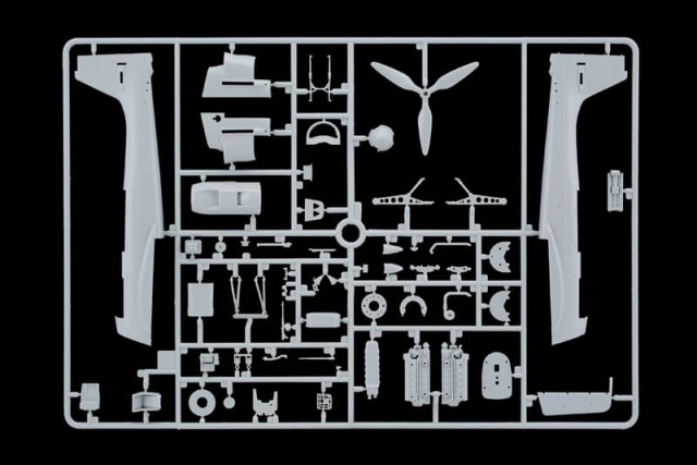 Italeri 1/48 Junkers Ju-87B Stuka - Battle of Britain 80th Anniversary