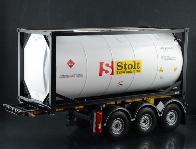 Italeri 1/24 Tecnokar Trailer with 20 Tank