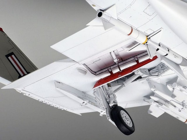 Tamiya 1/48 McDonnell Douglas F-4B Phantom II