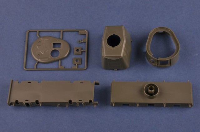 HobbyBoss 1/35 Soviet MBV-2 (Late KT-28 Gun)