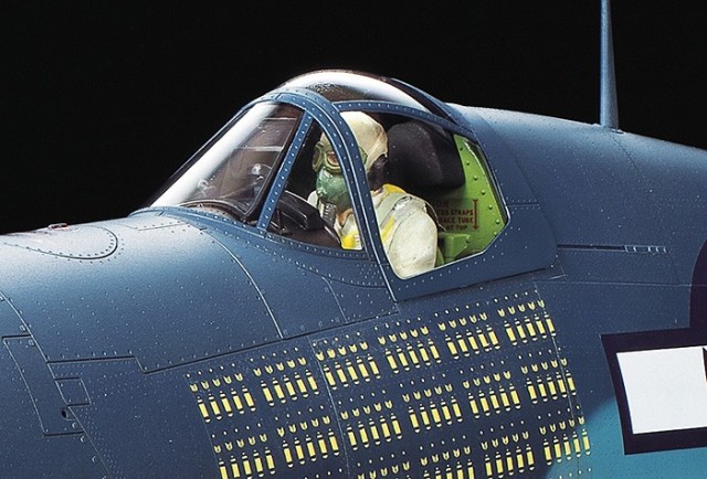 Tamiya 1/32 Vought F4U-1A Corsair 60325