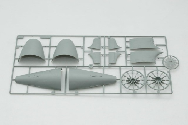 Trumpeter 1/144 USS SSN-21 Seawolf Attack Submarine