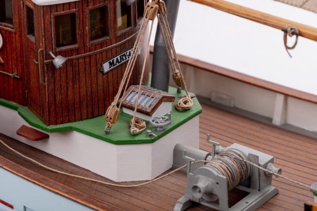 Billing Boats 1/33 Fishingboat Mary Ann