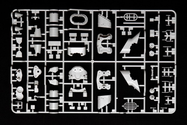 amiya 1/350 Premium Japanese Battleship Yamato