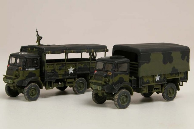 Airfix byggesett 1/76 Bedford QLT and Bedford QLD Trucks A03306