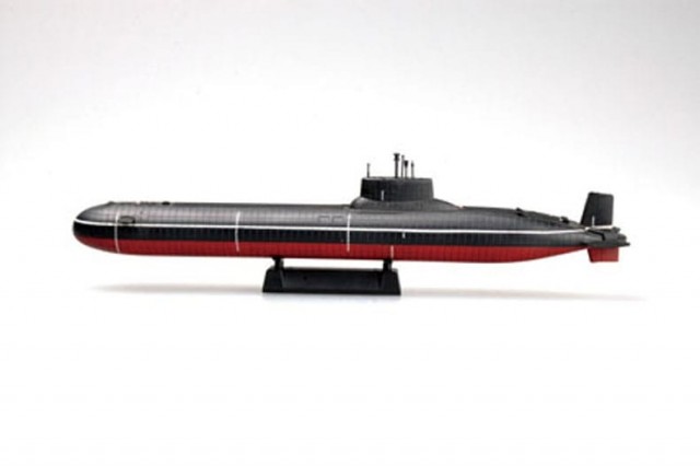 HobbyBoss 1/700 Russian Navy Typhoon Class