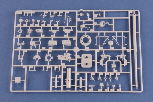 HobbyBoss 1/35 Pz.Kpfw.VI Sd.Kfz.182 Tiger II (Porsche Early production vehicle Fgst.Nr.280009)