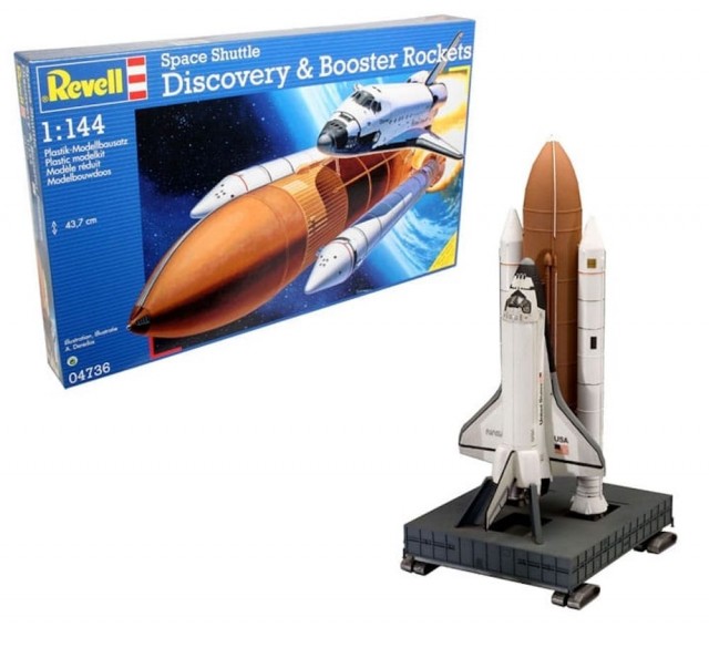 Revell 1/144 Space Shuttle Discovery and Booster Rockets