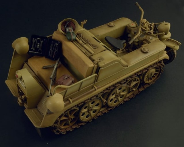 Italeri 1/9 Kettenkrad