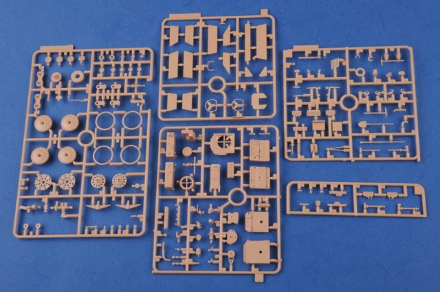 HobbyBoss 1/35 German 2cm Flak 38 Pz.Kpfw.38(t)