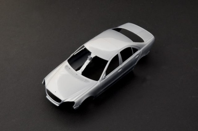 Italeri 1/24 Mercedes-Benz 600S