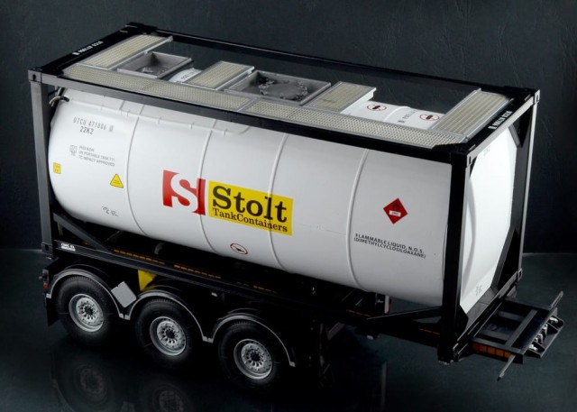 Italeri 1/24 Tecnokar Trailer with 20 Tank
