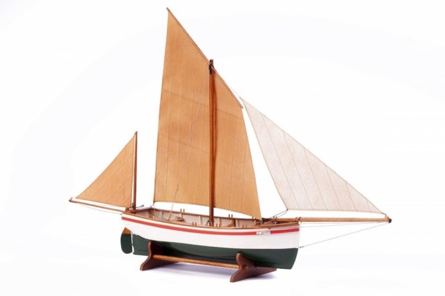 Billing Boats 1/30 Le Bayard
