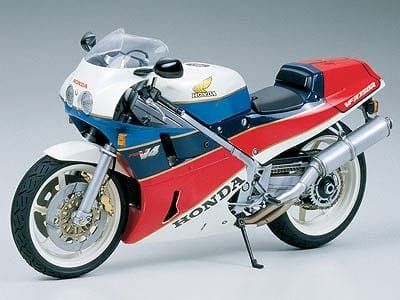 Tamiya 1/12 Honda VFR750R