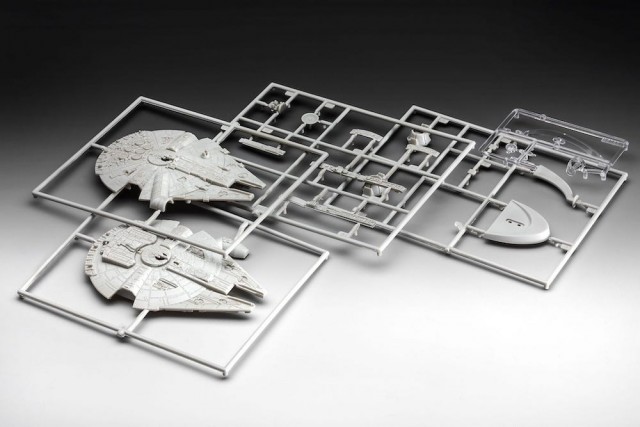 Revell 1/241 Star Wars Millennium Falcon