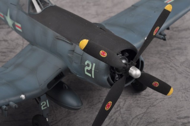 HobbyBoss 1/48 F4U-5N Corsair Early Version