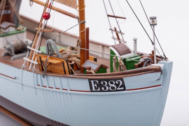 Billing Boats 1/33 Fishingboat Mary Ann