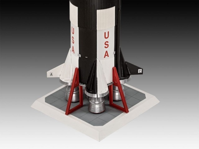 Revell Gavesett 1/96 Apollo 11 Saturn V Rocket