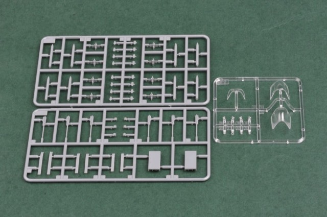 HobbyBoss 1/48 F4U-4 Corsair Late Version