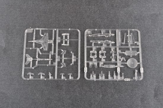 Trumpeter 1/350 USS Kitty Hawk CV-63