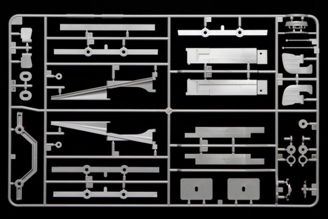 amiya 1/350 Premium Japanese Battleship Yamato