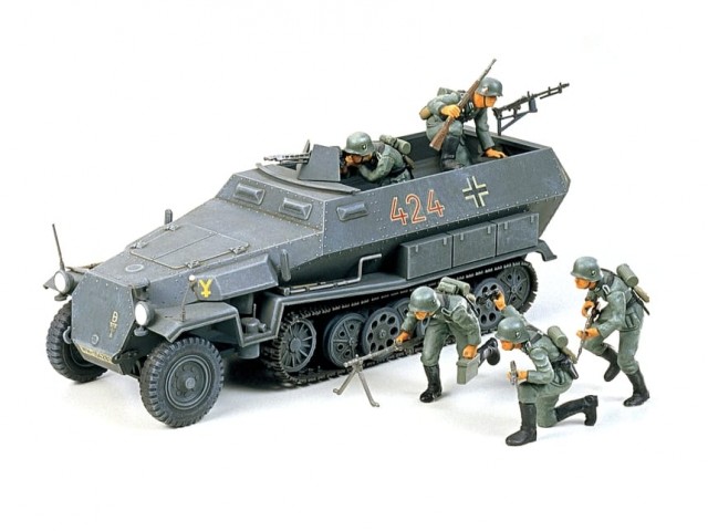 Tamiya 1/35 German Hanomag Sdkfz. 251/1